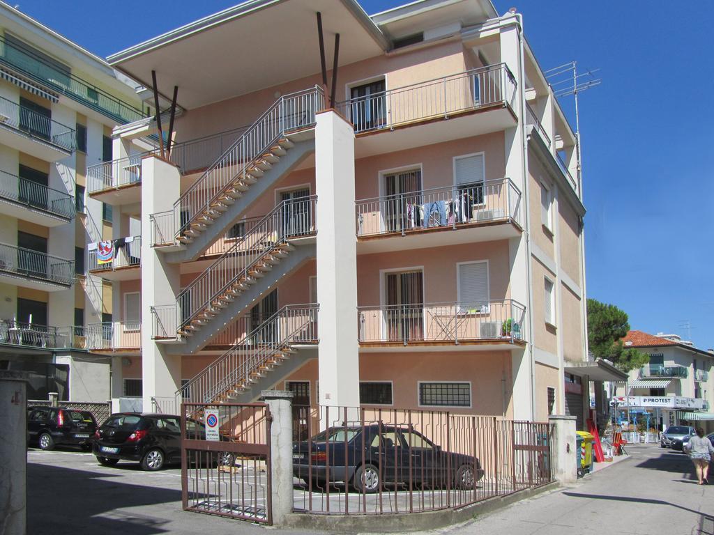 Giannina Apartment Lido di Jesolo Luaran gambar